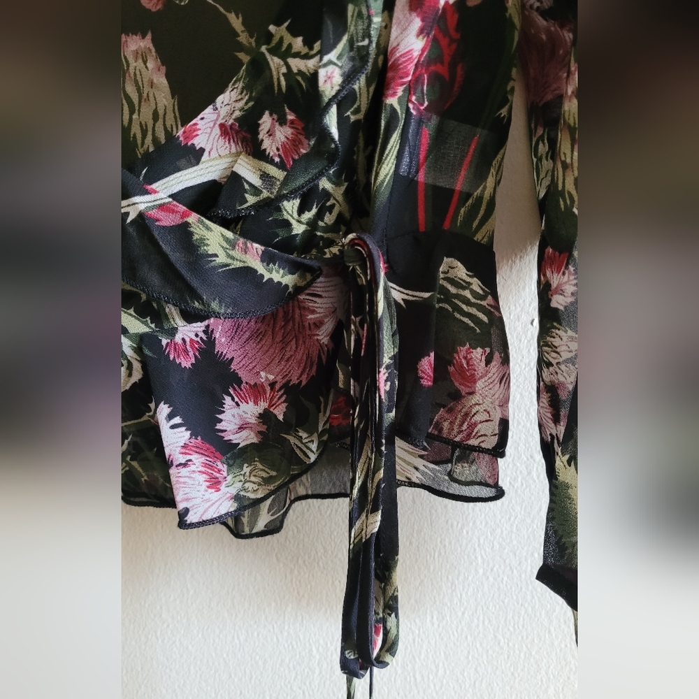 Umgee Floral Wrap Flutter Sleeve Cold Shoulder Sheer Top, Women's Medium - Picture 2 of 7